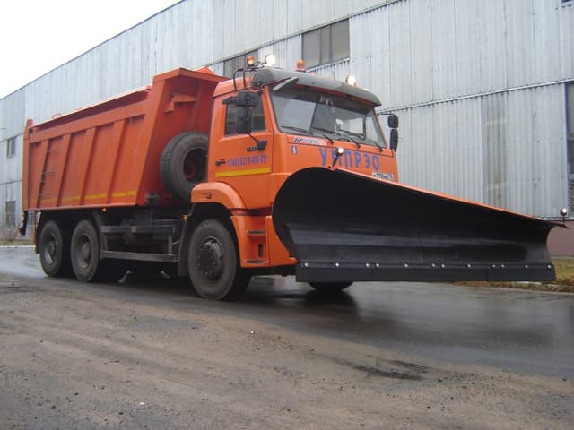 Отвал передний конический НО-72-05