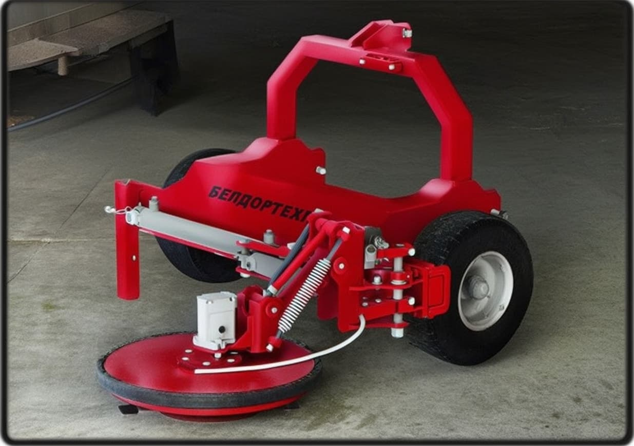 Косилка для окашивания барьерных ограждений БелДТ-8255 миниатюра изображения 2