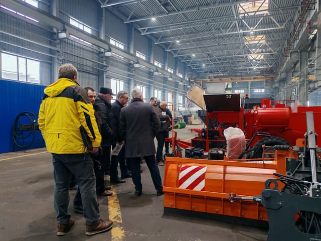 Выязны семінар для дарожных службаў на тэрыторыі філіяла "Белдартэхніка". изображение